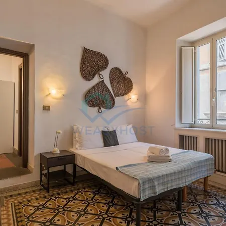 Warm Nest In The Old Building Of Piazza Navona